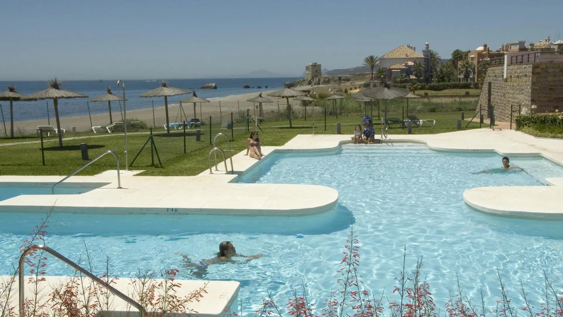Albayt Beach 3*, קסרס ספרד
